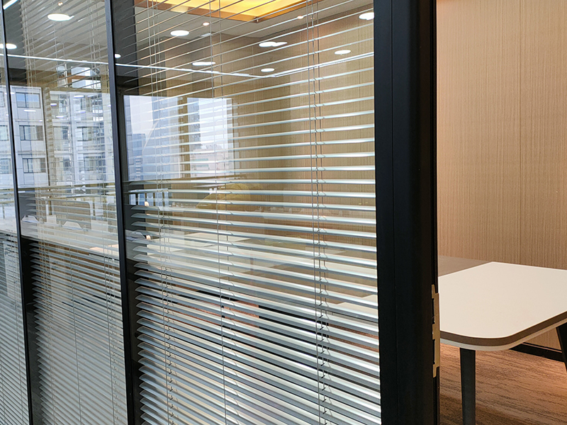 深圳世宏大廈156㎡商業(yè)裝修 混搭風(fēng)中小型企業(yè)辦公室設(shè)計(jì)方案