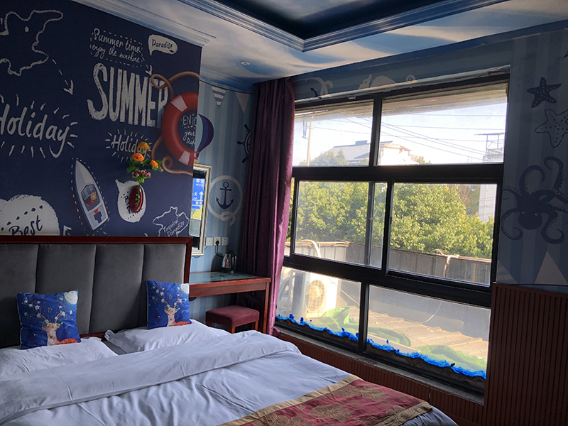 兒童房墻面潮濕掉皮怎么翻新，家庭舊墻面翻新技巧