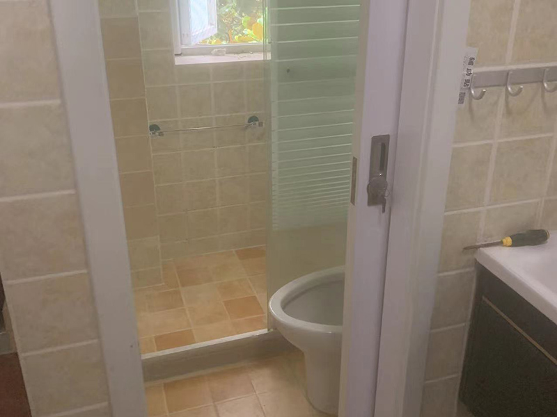 6平方衛(wèi)生間貼瓷磚多少錢？衛(wèi)生間貼磚人工費怎么算？(圖4)