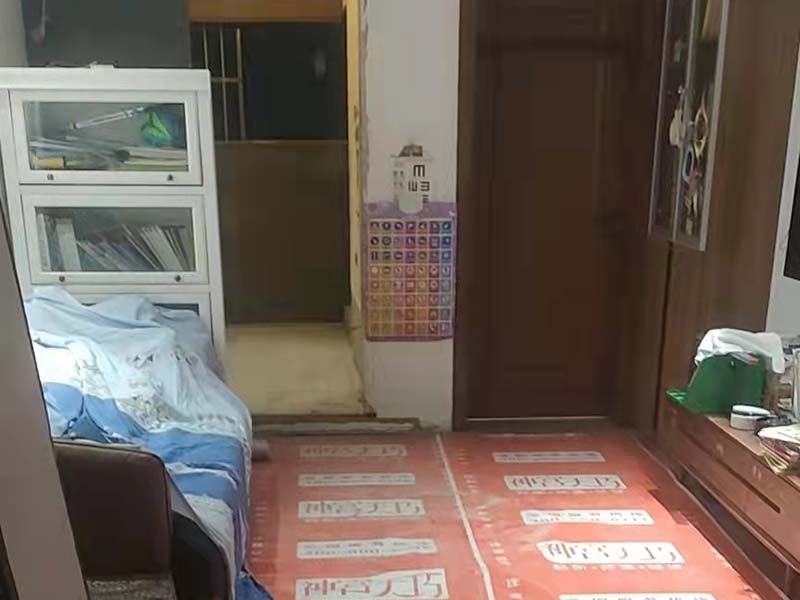 客廳屏風隔斷玄關柜裝修，現(xiàn)在流行這樣裝實用又好看！(圖5)