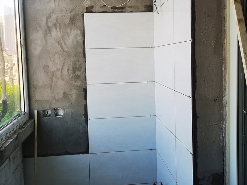 陽臺瓷磚舊了想重裝，五個(gè)陽臺翻新技巧(圖4)