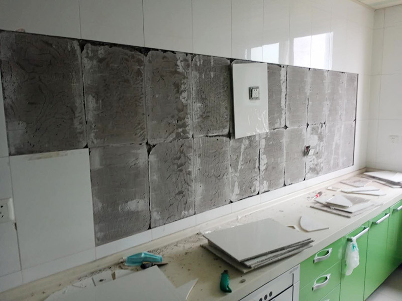 廚房墻面裝修選擇貼瓷磚還是刷涂料？(圖5)