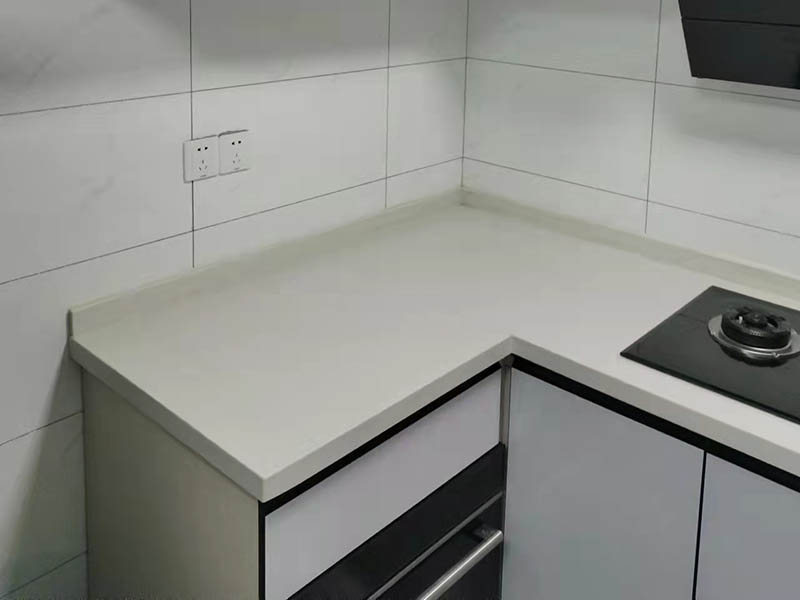 廚房墻面裝修選擇貼瓷磚還是刷涂料？(圖4)