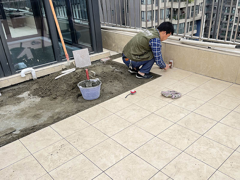 公裝地面鋪什么瓷磚好(圖3) 公裝地面鋪什么瓷磚好(圖3)