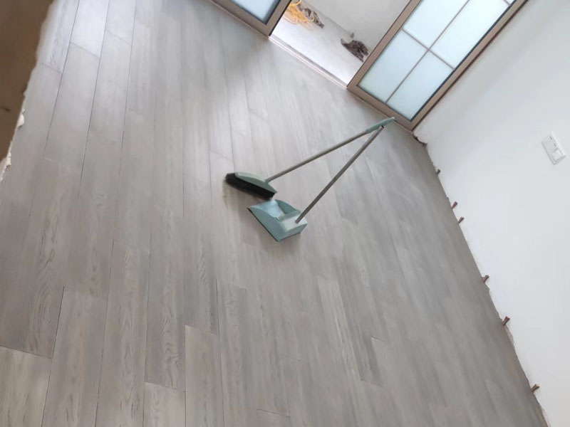 出租房地面鋪什么省錢耐用(圖2) 出租房地面鋪什么省錢耐用(圖2)