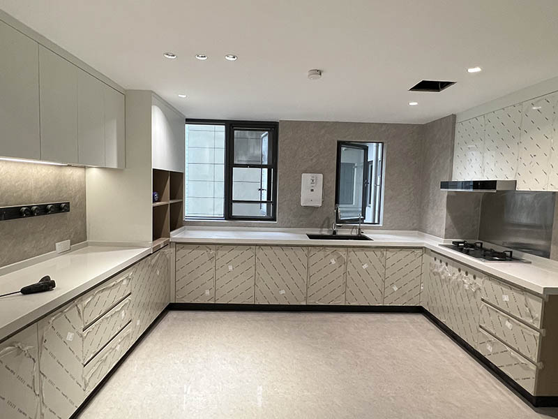 裝修廚房先安裝柜子還是先裝油煙機(圖2)