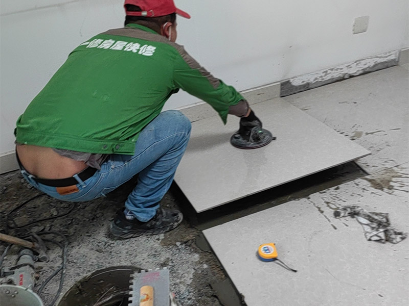 瓷磚開(kāi)裂與濕度有關(guān)？南方潮濕地區(qū)防裂指南(圖3)