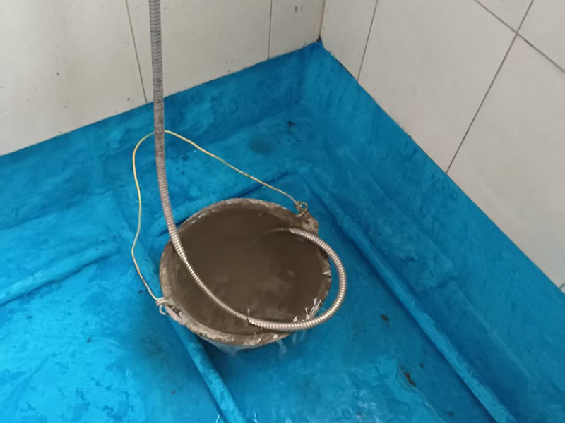 衛(wèi)生間墻角潮濕發(fā)霉？根源分析與3種長效解決方案(圖3)